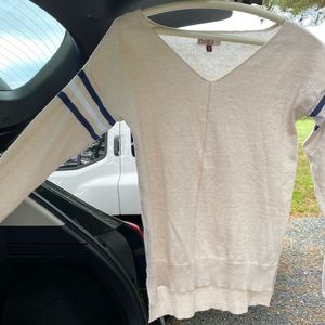 Sweater lightweight